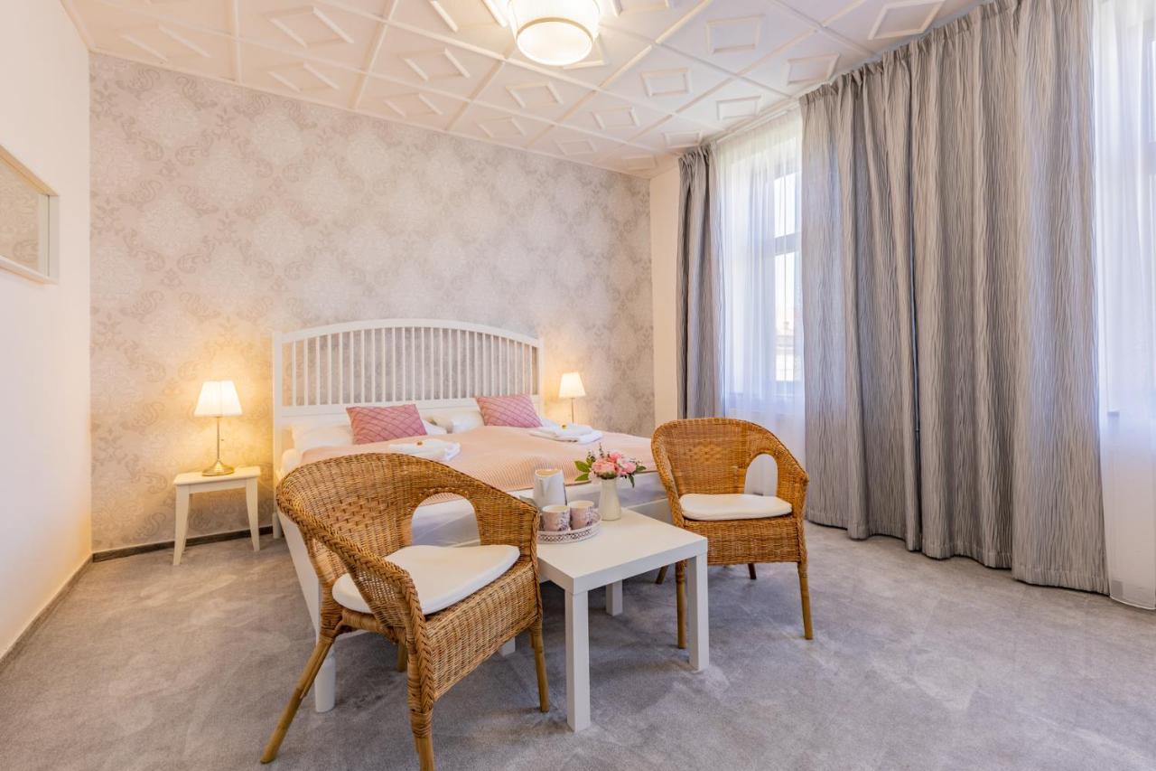 Hotel Amadeus Ceske Budejovice Exterior foto