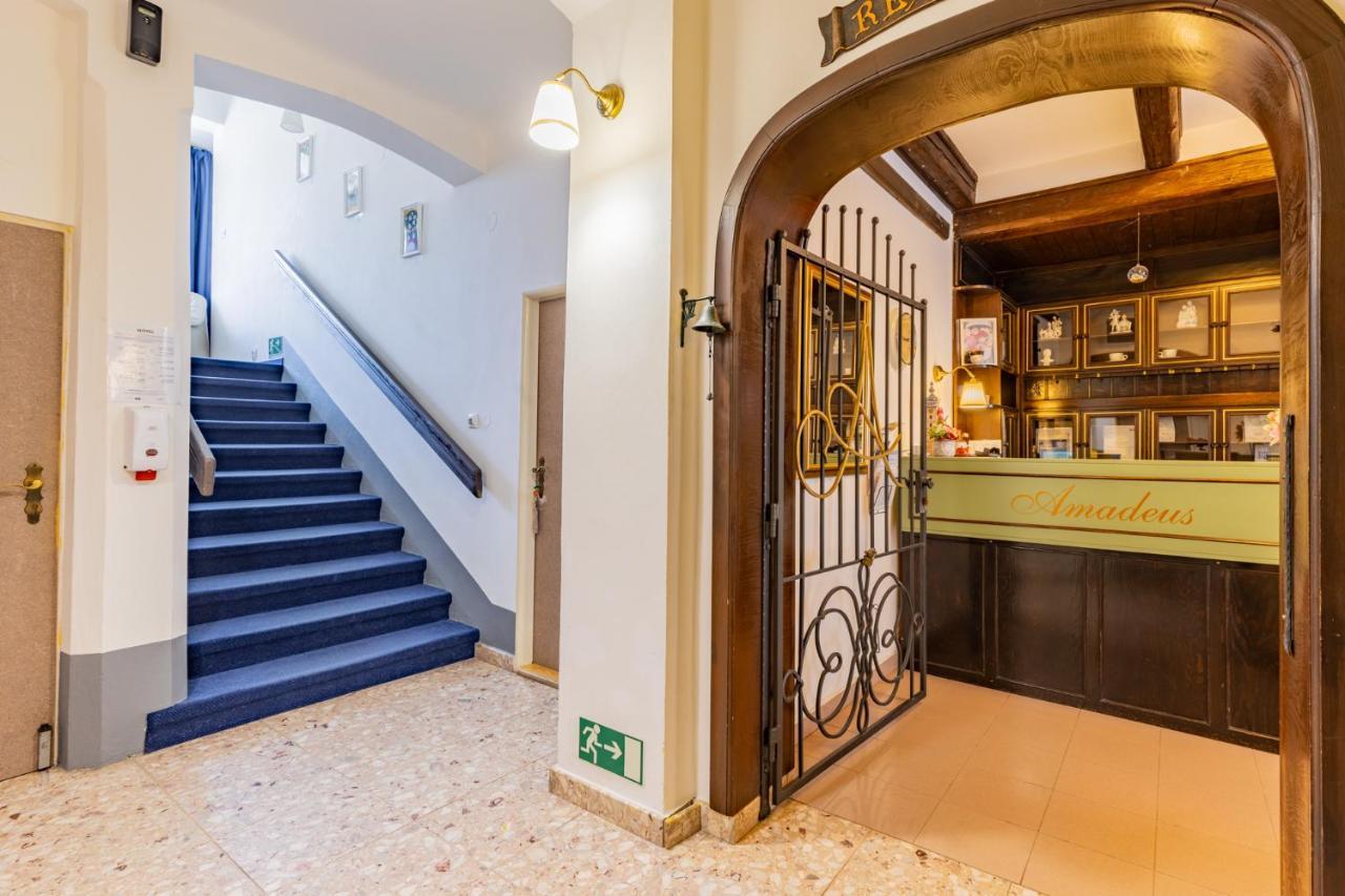 Hotel Amadeus Ceske Budejovice Exterior foto